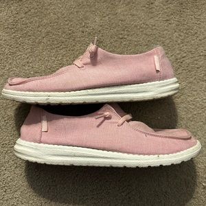 Pink hey dudes